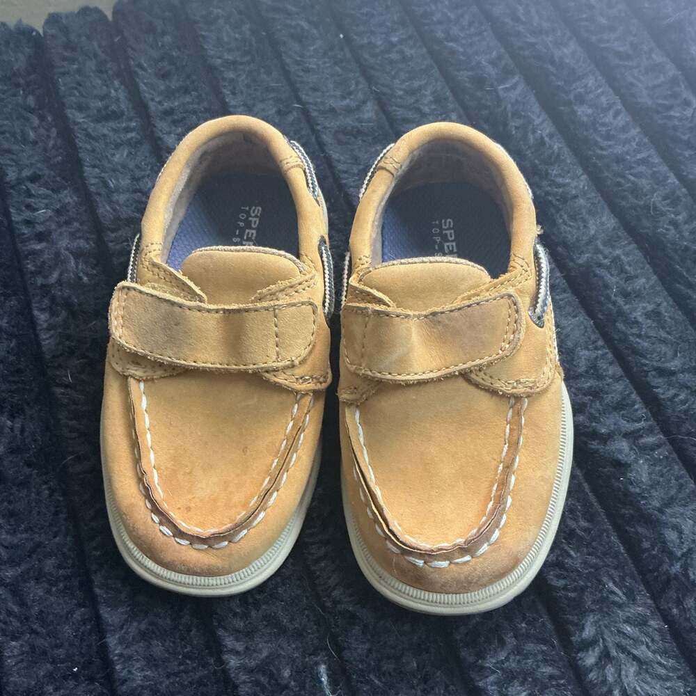 Sperry Top-Sider Intrepid H&L Boys Tan Leather Hook-and-Loop Boat Shoes Size 7M